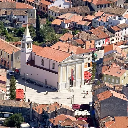 Apertments Jenny For Max 8 Pax In 4* Poreč